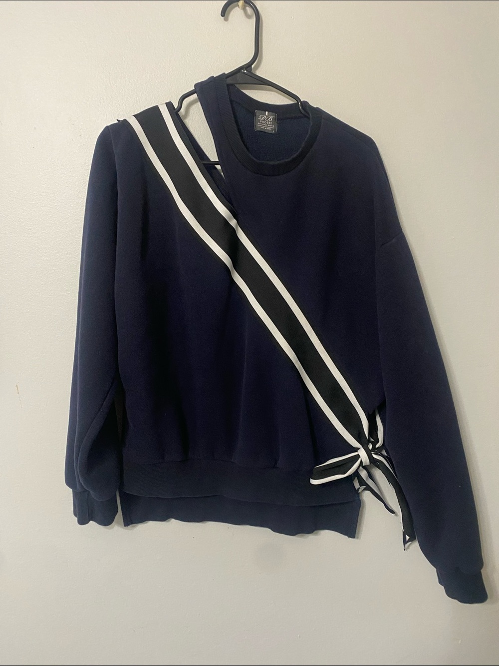 PB PHOEBE Navy Crewneck Sweatshirt with Black-and-White Ribbon Accent